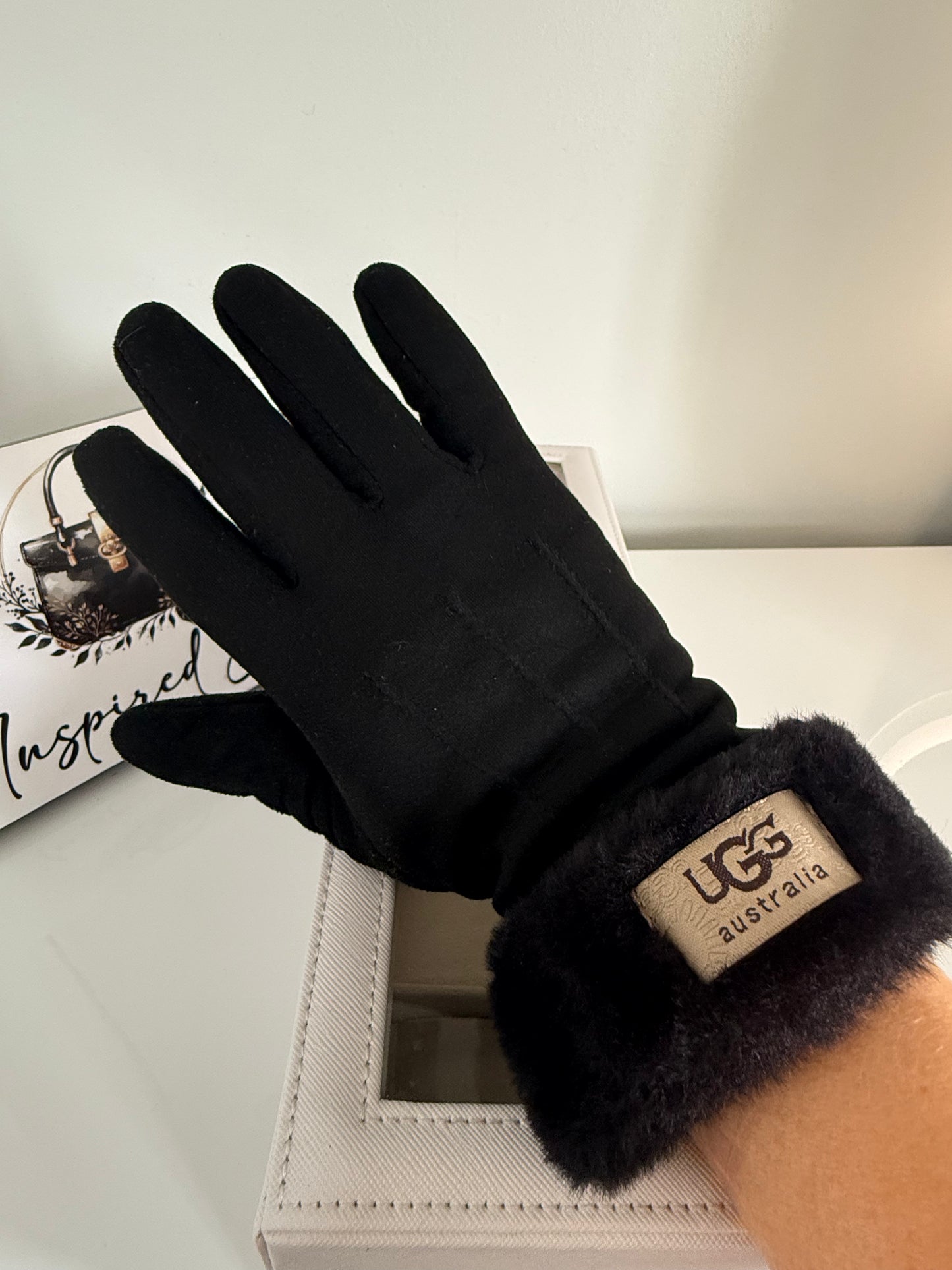 Soft suede feel gloves