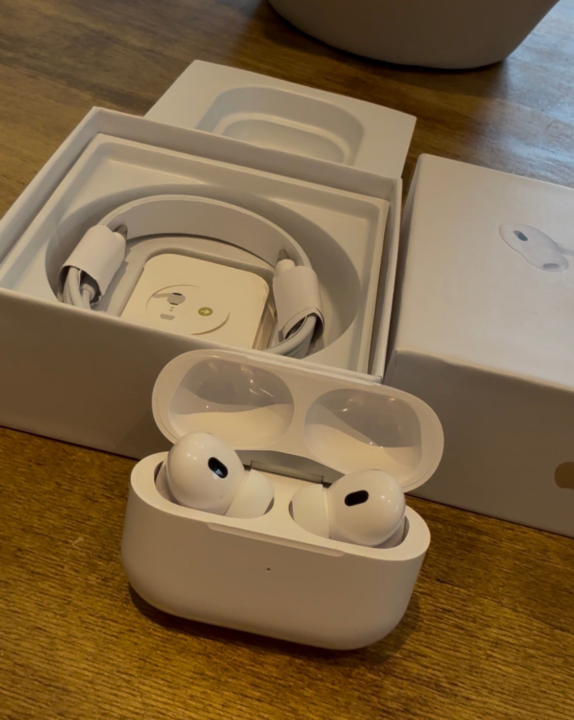 AirPods
