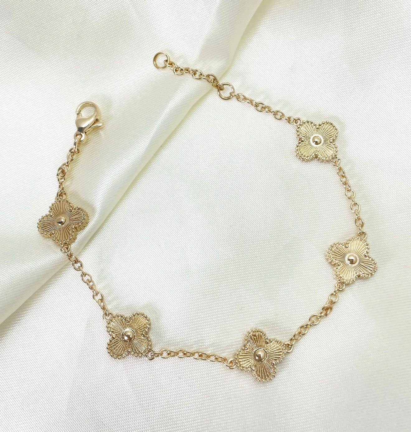 Luxury bracelet comes boxed