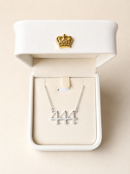 Angel numbers 444 necklace (silver)